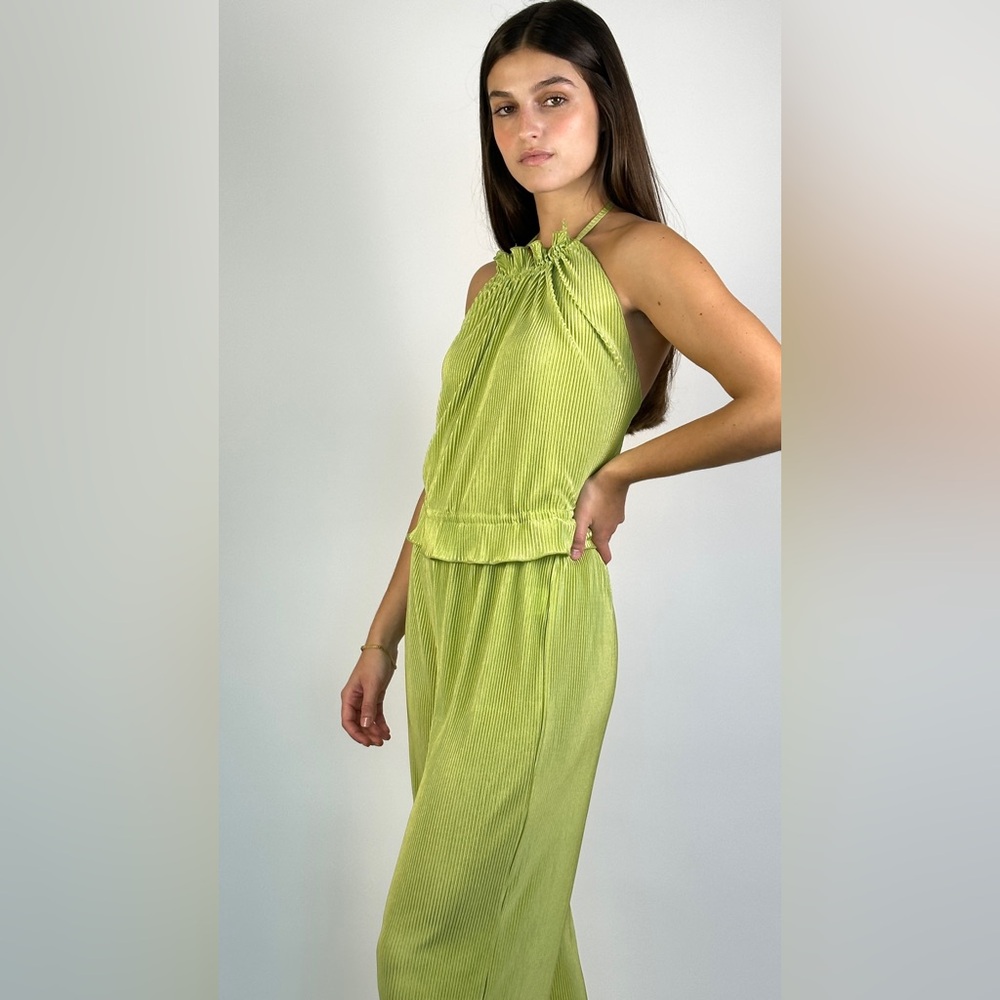 Pleated Open Back Set - Picture 4 of 13